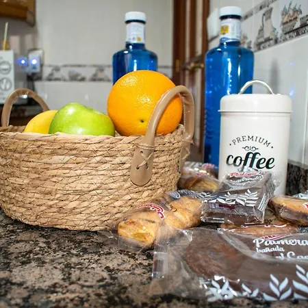 Entero, A Diez Minutos De La Juderia, Cochera Opcional Apartment