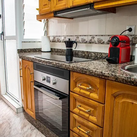 Entero, A Diez Minutos De La Juderia, Cochera Opcional Apartment