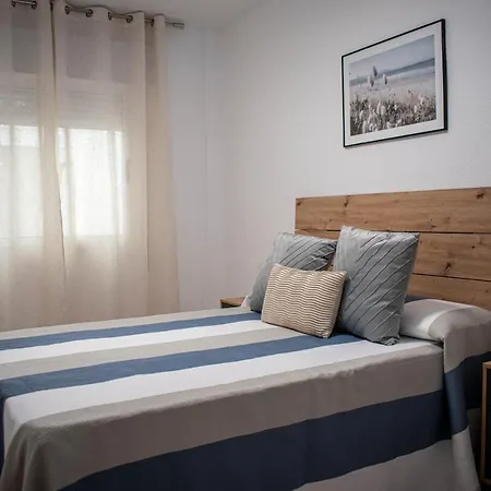 Apartment Entero, A Diez Minutos De La Juderia, Cochera Opcional *